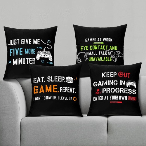 Pieces gaming cushion - pieces,